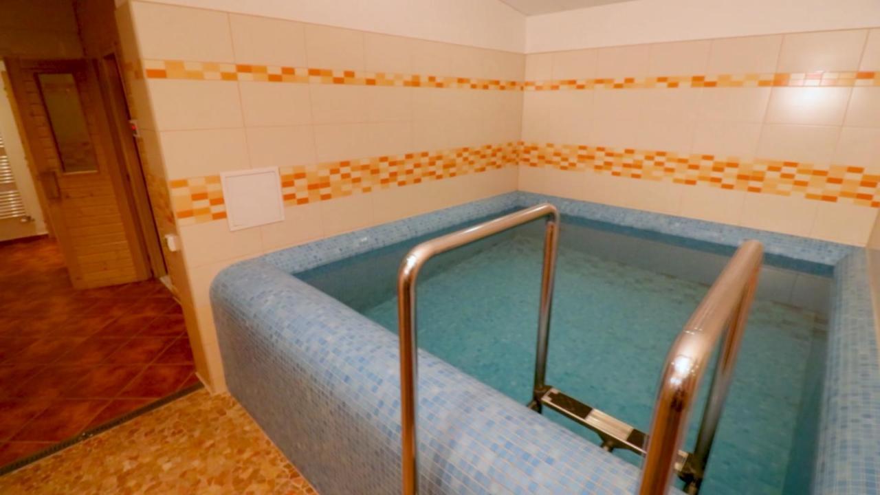 Horsky Hotel Neptun Mala Moravka Ngoại thất bức ảnh