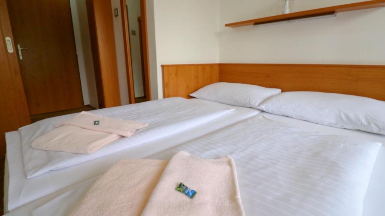 Horsky Hotel Neptun Mala Moravka Ngoại thất bức ảnh